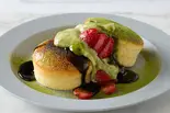 【ブリュレ】宇治抹茶カスタードの苺スフレパンケーキ(2個付き)Matcha ＆ Strawberry Whips Brulee Souffle Pancake（しっとりパンケーキ 恋するスフレ 南6条西）