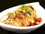 蒸し鶏の特製辛ソース（中国東北家郷料理 永利 池袋本店）