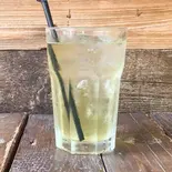アイスカモミール Iced Chamomile（BONDICAFE NAKAMEGURO(ボンダイカフェ ナカメグロ)）