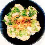 チャーシュー丼(自家製焼き豚)（餃子専門店 八福(湊川店)）