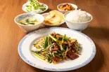 ニラレバ定食（餃子百珍 一味玲玲）
