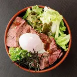 プレミアム赤身ステーキ丼(精肉・卸の肉バルsanoso)