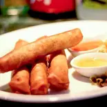 タイ風揚げ春巻きปอเปี๊ยะทอด/ Deep Fried Spring Rolls（Bangkok77）