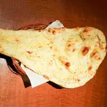 ガーリックナンGarlic Nan(INDIAN RESTAURANT SAMOSA)