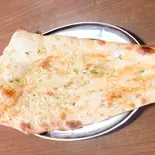 ガーリックナン Garlic Nan（インド料理SUN）