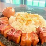 上海豚角煮ご飯(紅烧肉盖浇饭)（ワンタンの味）