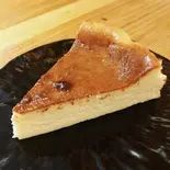 バスク風チーズケーキ（ORTOLANA）