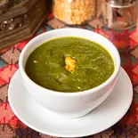 ほうれん草チキンカレー Saag Chicken Curry（barefoot curry リンクス梅田店）
