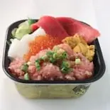 うおがし丼（海の彩り 丼丸 高田馬場店）