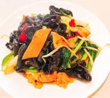 キクラゲと豚バラ野菜炒め（飲茶料理 飛輝）