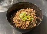 八勝そぼろ丼（本格焼肉 八勝園）