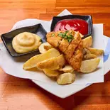 フライドポテトとフィッシュ French fries and fish（【ボリューム満点コスパ最高】本格エスニックandハワイアンバルKAUAI）