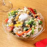 温玉シーザーチキンサラダ（生牡蠣と牡蠣料理専門店オイスターズ）