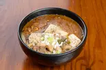 牛もつカレー丼（鶏炭）