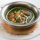 サグマトンカレー Saag Mutton Curry（NEW PRASIDHA INDIAN RESTAURANT）