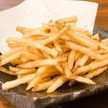 ポテトフライ(バター醬油)（串カツ きよたか）
