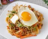 江戸流焼うどん 目玉焼き付き味噌バター味（元祖江戸流焼きうどん渡邊屋【讃岐うどん大使東京麺通団】）