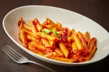 フレッシュトマトのペンネアラビアータ（牛ハラミステーキ＆ローストビーフ専門店 luxury bar ＆ cafe milas ミラス渋谷店）
