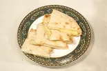 チーズナン（アジアンファミリーレストラン）