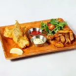 FISH ＆ CHIPS フィッシュ＆チップス（BEARFOOT）