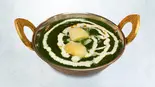 ジャガイモほうれん草カレー(Alu Palak)（インドネパールレストランタージマハル(新大阪)）