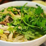 鶏肉のフォー（ベトナム料理店 ホイアン大阪店）
