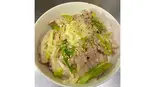 焼肉屋さんのにんにくネギ塩豚丼（韓国料理＆焼肉 小山ホルモン）