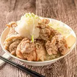 メガ盛りおろしからあげ丼（メガ盛りからあげとぶた丼 まんぞく屋 大通店）