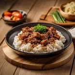特製ルーローハン (台湾風角煮丼) Braised Rice with Pork and Soy Sauce（ルーローハンのお店 lur rou fan Pork Rice 豚肉庵 butaniku an 錦糸町店）