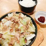 倍盛！豚バラ鉄板焼肉定食(塩だれ)【辛みそ】（鉄板焼肉 スタミナ亭 清水店）