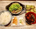 炭火焼き葱塩タン弁当（肉酒場にゃぶ）