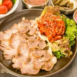 ジューシーポッサム1人前+野菜セット(韓国カフェダイニング HANOK)