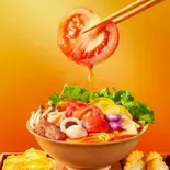 トマトスープ(麻辣烫汤底番茄味)（張闖麻辣湯 千種店）