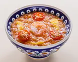 海老とチーズのトマトのおかゆ（店内炊き上げ おかゆ専門店 粥餐庁(かゆさんちん) 新宿京王モール店）
