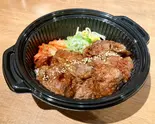 和牛カルビ弁当（焼肉ホルモン櫻）
