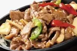 黒胡椒牛肉の鉄板焼き（黄鶴楼 餃子酒場）