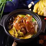 酸菜卤猪蹄米线 煮込み豚足と漬け野菜の米線※辛さ:1（天府李米線 TINA'S NOODLE KITCHEN）