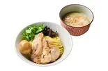 全部乗せ鳥白湯つけ麵（鶏白湯らーめん 鳥ぶし 池袋店）