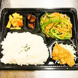 青椒肉丝弁当(手作り餃子 西遊記 マーラータン)