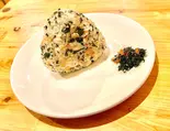 鮭紫蘇わかめ(期間限定) Salmon Shiso Wakame（手づくりおむすび すがもと）