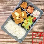 ブラックハニーガーリックチキン弁当*スープつき。（チョゴリ）