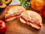 BLTベーグルサンド BLT Bagel Sandwich（ベーグルカフェZERO Bagel Cafe ZERO 神楽坂店）