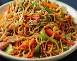 野菜チョウミン(THAKALI TANDOORI GARDEN)