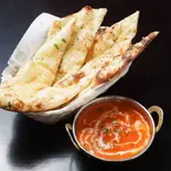 ガーリックナンセット Garlic Naan Set(King Kebab 十条店)