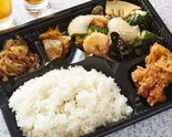 八宝菜と唐揚げ弁当(中華料理 珍味楼 糀谷駅前店)