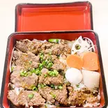 和牛ハラミ重（盛岡ビビン麵 HM東十条店）