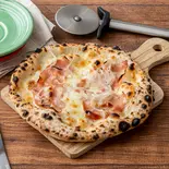 【定番ピザ】モルタデッラハム&オニオン(おひとりさまピザ専門店 ピッツァフォルトゥーナ pizza fritta&pizza pizza fortuna)