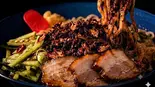 特盛 旨辛炙りチャーシューじゃじゃ麺（盛岡じゃじゃ麺専門店 じゃじゃまる）