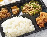 チンジャオロースと唐揚げ弁当(中華料理 珍味楼 糀谷駅前店)