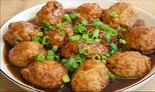 红烧丸子( 9個入り)盖浇饭(肉団子醤油煮込み丼)（【丼物の王様/蘭州人の牛肉ラーメン】台湾グルメ）